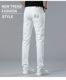 Italian high-end trendy slim fit white jeans for men with small feet Korean version of trendy summer thin stretch casual pants Black, white, and blue