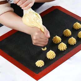 Baking Tools Heat-Resistant Nonstick Mat Mesh Pad Breathable Glass Fibre Silicone Hollowing Out Reusable Sheet Pastry