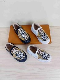 Top designer baby Casual shoe Slip-On kids shoes Size 26-35 Multi Colour plaid design girls boys Sneakers Dec05