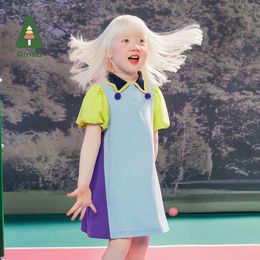 Flickans klänningar Amila 2024 Sommar Ny baby Girls Dress Color Contrast Patchwork Sports Preppy Playful All-Matching Childrens Clothll2405