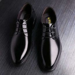 Gentleman moda tendência de grande tamanho de alta qualidade sapatos de couro italiano sandálias de casamento oxford para homens luxuosos de homens de luxo de 2a0f mal