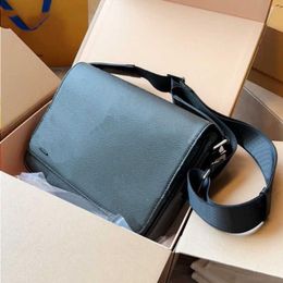 10A Fashion Satchel Fashion Handbags DISTRICT Quality Bags Women PM Classic 231215 Men Messenger Men Arrival Cross Body Bag High-end Ghjpb