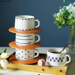 Mugs 250ml European Ceramic Coffee Mug And Saucer Couple Latte Cup With Spoon English Afternoon Tea Teacup Breakfast Milk Mark Gifts
