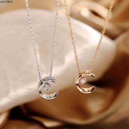 Pendant Necklaces Pendant Necklace Designer 925 Sterling Silver Small perfume Ice Moon Necklace 18K Gold Plated CNC High Edition Diamond Pattern Star Moon Pendant J