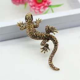 Brooches 2024 Lizard Gecko Brooch Exquisite Retro Personality Animal Corsage Collar Pins Clothing Ornament Men And Women Holiday Gift