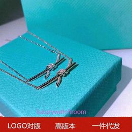 Luxury Tiifeniy Designer Pendant Necklaces Silver Small Pink Diamond Knot Necklace 18k Rose Gold Valentines Day Gift