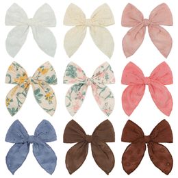 Kids Bow Hair Clips Barrettes Baby Swallowtail Bowknot Cloth Floral Hairpins Girls Clippers Headwear Hair Accessories for Children YL2819