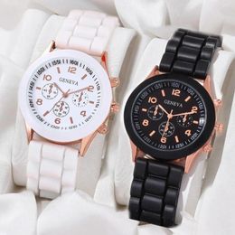 Wristwatches 2Pcs Luxury Women's Watch Set Fashion Elegant Alloy Wristwatch Silicone Strap Couple Men Quartz Holiday Gifts