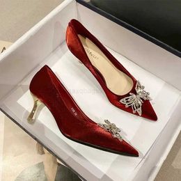 Dress Shoes 124 Red Luxurious Heels Women Rhinestone Wedding Bridal Sexy Thin Heel Womens Pumps Comfor Mid-Heeled Dress Shoes 240125 S Mid-Ed 321 s Mid-ed