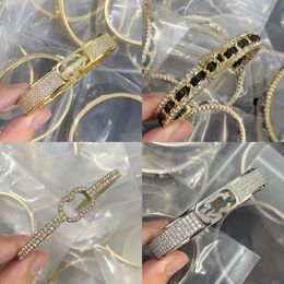 Designer Bracelet Men Womens Brand Jewellery Inlay Crystal Full Diamond Letter Bracelet 18k Gold Plated Copper Materials Wristband Cuff Loves Gifts