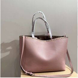 Rock Purse Grain Hand-held Bags Bag Stud Tote Woman 2024 High-capacity Rivet Vallenns Shopping Shoulder Crossbody Designer Large W Vo D6WE