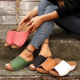 Slippers 2024 New Open Toe Womens Wedge Sandals White Summer Fashion Breathable Comfortable Mid-heel Sandals Woman Buckle Women Shoes Q240515