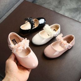 Crianças de couro pu Pu Couro grande Flor Princesa Party Wedding Child Girls Dance Sapatos Anti-Slip Casual Sneaker L2405 L2405