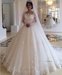 Beautiful Princess Wedding Dresses Boat Neck Long Sleeve Lace Appliques Chapel Robe De Mariee Tulle Plus Size Bridal Gowns 0516