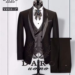 Classy British Wedding Tuxedos Groom Wear Mens Suits Slim Fit Peaked Lapel Prom BestMan Groomsmen Blazer Designs Jacket Pants Vest