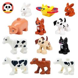 Kitchens Play Food Large building blocks farm animal accessories cats dogs cows rabbits pigs compatible with childrens toys S24516