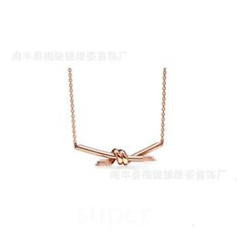 2024 New Designer Jewelry Tiffanyjewelry Necklace Fashion High Quality Necklace Women Necklace Silver Goldplated Knot Knot Necklace With Diamond Studded 497