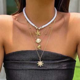 Pendant Necklaces Bohemian Soft Ceramic Bead Necklace Fashion Metal Star Sun Pendant Layered Chain Necklace Women Summer Beach Simple Necklace Jewelry J240513