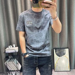 Short sleeved T-shirt for men in the summer of 2024, new men's full body cartoon print, slim fit half sleeved cotton T-shirt, pure cotton top