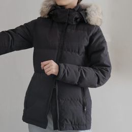 Kanadische Goosiey Designer Frauen Down Jacke klassische Gänse Down Jacke Winter Wolf Fell warmes Hood -Parka Luxus Männerjacke