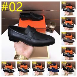 2024 Luxusmarke Penny Loafers Männer Freizeitschuhe Schlupf auf Lederdesigner-Kleidungsschuhen Großgröße 38-45 Brogue Carving Loafer Fahrparty Größe 38-46