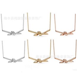 2024 New Designer Jewelry Tiffanyjewelry Necklace Fashion High Quality Necklace Women Necklace Silver Goldplated Knot Knot Necklace With Diamond Studded 561