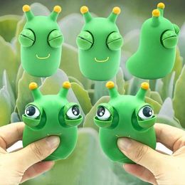 Decompression Toy 4 fun eyeball bursting squeeze toys green eyes Caterpillar clip adult and child stress Fidget creative relief H240516