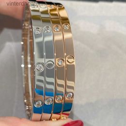 Luxury Catiere bracelet designer AAA high quality branded Bracelet High Edition V Gold Plated 18k Thick Electroplated Rose Gold for Men Women High Grade Feel Diamond