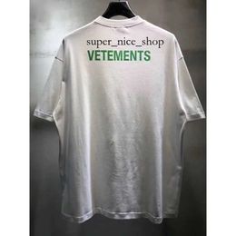 Vetements T Shirt T Shirt Men Woman Short Sleeve Big Tag Hip Hop Loose Casual Embroidery Tees Black White T-Shirts Top Tees Vetements Shirt 941