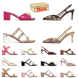 2024 New Fashion With Box High Heels Sandals Famous Designer Women Leather Platform Wedges Heel Pumps Slides Luxury Lady Sexy Pointed Rivet Manual Silver Red Sandale