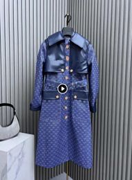 Designer Luxury Womens Trench Coat Women Windbreaker Giacca blu lettere piena cinghia sciolta cappotto da donna casual lunghe