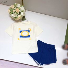 Top designer Baby summer suit kids Tracksuit Size 100-160 CM 2pcs Logo printed round neck T-shirt and solid shorts July07