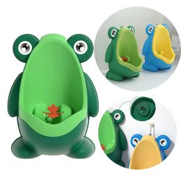 Urinals Potties Wall-mounted Aiming Target Training Toilet Urinal Trainer Frog Children Stand Vertical Pee Boy Growth Gift L2405