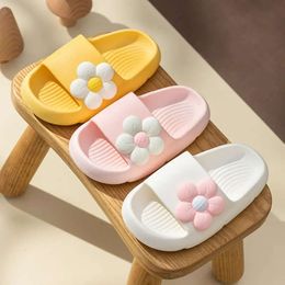 Girls Flower Summer Outings Wearing Cartoon Anti Slip Soft Sole Bathroom Children Home Slippers L2405 L2405