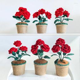 Decorative Flowers Artificial Potted Flower Rose Bonsai Finished Fake Plant Knitted Crochet Hand Woven Bouquet Home Decoration