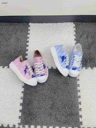 Top designer baby Casual shoes Lace-Up kids Board shoe Size 26-35 Colourful logo full print girls boys Sneakers Dec05