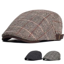 Berets Newsboy Cap Men Women Four Seasons Vintage Herringbone Casual Stripe Berets Gatsby Flat Hat Peaked Cap Adjustable B240516