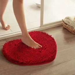 Carpet 30 * 40cm love heart-shaped door non slip soft ultra-fine fiber fluffy bathroom floor area carpet bedroom mat living room H240516