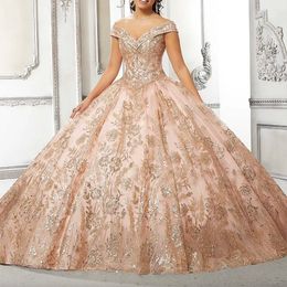 Rose Gold Błyszcząca suknia balowa sukienka Quinceanera 2024 Aplikacje koronkowe koraliki poza ramię słodkie 15 16 lat vestidos de xv anos