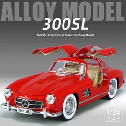 Diecast Model Cars 1 24 Mercedes Benz 300SL 1936 Classic Automotive Alloy Die Casting Car Model Sound Light Childrens Toy Collection Hobbies Birthday Gifts WX