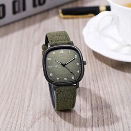 Wristwatches Vintage Square Dial Leather Belt Wristwatch Brand Quartz Watch Youth Student Casual Fashion Men Women Gift