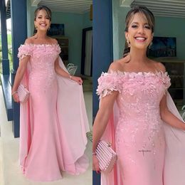 Chic Pink Mermaid Mother Of The Bride Dresses Cape Appliqued Off Shoulder Wedding Guest Dress Floor Length Chiffon Evening Gowns 0516