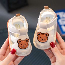 Sandals Summer Infant First Walkers Cute Cartoon Newborn Walking Shoes for Boys Girls Infant Leather Sandal Soft Baby Shoes 0-12M Y240515