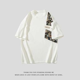 Men's T-Shirts Retro Embroidered T-shirt for Mens Summer New Short Sleeve Fake Pocket Design O-Neck Top Korean Couple Clothing Q240515