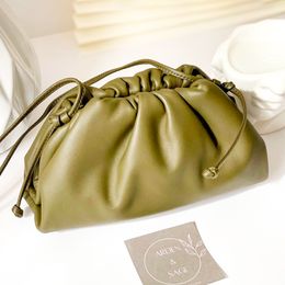 Mini pouch woven Designer bag for Woman mens Luxurys handbag Leather weave Even cloud bag travel Purse Shoulder Drawstring fashion Crossbody tote armpit Clutch Bags