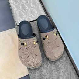 10A luxury men flat heel Women sandal canva sunny Designer shoe Casual Beach pool home fashion Sliders Summer Half slippers lady Mule loafer Slide travel walk sandale