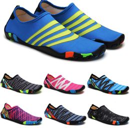 2024 Water Shoes Water Shoes Women Men Slip On Beach Wading Barefoot Quick Dry Swimming Shoes Breathable Light Sport Sneakers Unisex 35-46 GAI-3s52