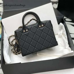 10A Retro Mirror Quality Designers Cosmetic Bags Lambskin Small Vanity Case Women Handbag With Box C145