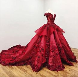 Abito da palla di spalla rosso scuro abiti Quinceanera Abiti 3D Appliques floreali spazzano treno da ballo da sera da festa formale