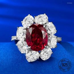 Cluster Rings Wedding Banquet Jewelry Flower Design 8x10mm Oval Shape Red Ruby High Carbon Diamond 925 Sterling Silver Zircon Ring